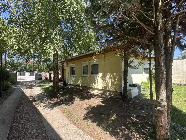 Eladó ingatlan, Székesfehérvár 4 szoba 100 m² 90 M Ft
