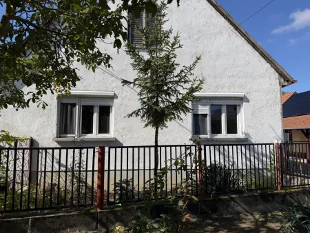 eladó ingatlan, Székesfehérvár