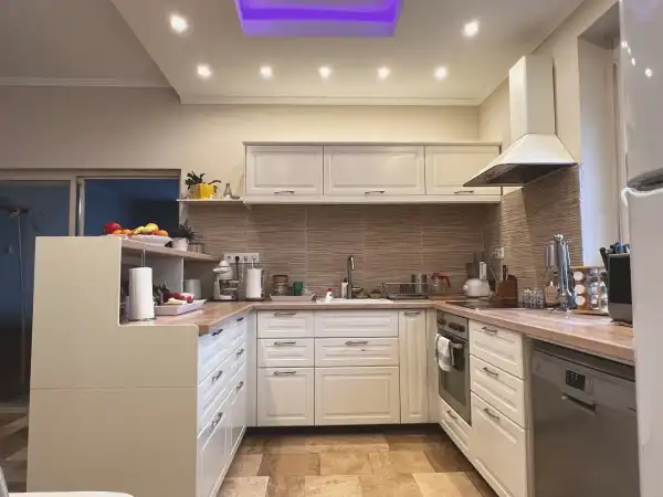 Eladó ingatlan, Székesfehérvár 5 szoba 255 m² 113 M Ft