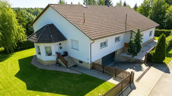 Eladó ingatlan, Szendehely 8 szoba 245 m² 149.99 M Ft