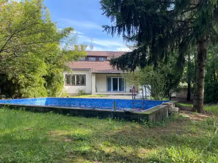 eladó ingatlan, Szentendre