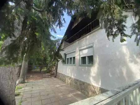 eladó ingatlan, Szentendre