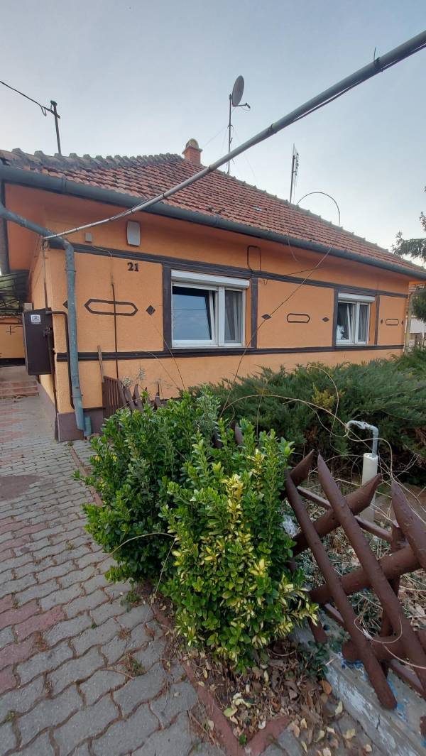 eladó ingatlan, Szigetcsép