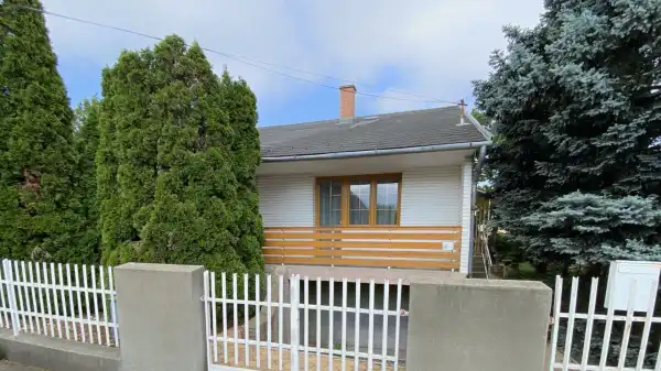 Eladó ingatlan, Szigethalom 3 szoba 100 m² 77.9 M Ft