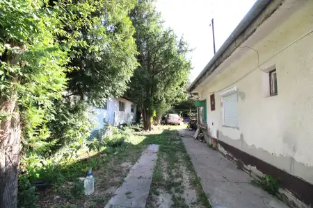 Eladó ingatlan, Szigetszentmiklós 3+2 szoba 120 m² 61 M Ft