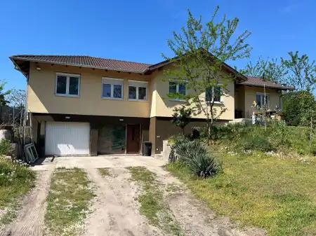 eladó ingatlan, Szigetszentmiklós