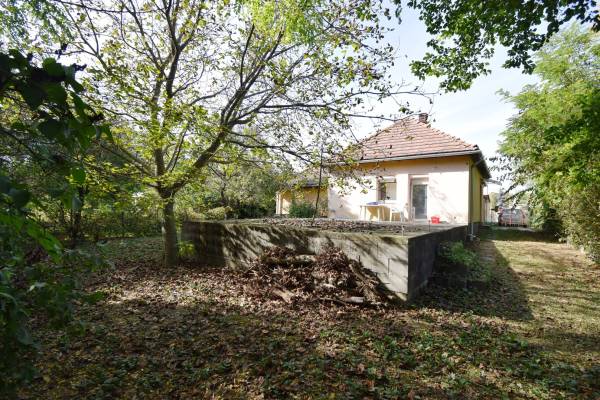 eladó ingatlan, Szigetszentmiklós