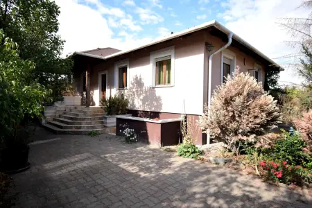 Eladó ingatlan, Szigetszentmiklós 1+3 szoba 92 m² 99.9 M Ft