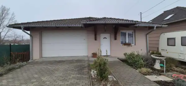Eladó ingatlan, Szigetszentmiklós 4 szoba 134 m² 87.9 M Ft