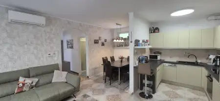 Eladó ingatlan, Szigetszentmiklós 1+3 szoba 74 m² 75 M Ft