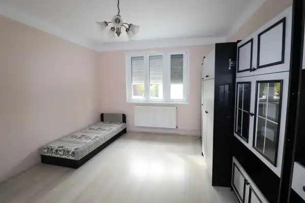 Eladó ingatlan, Szigetszentmiklós 4 szoba 107 m² 81.99 M Ft