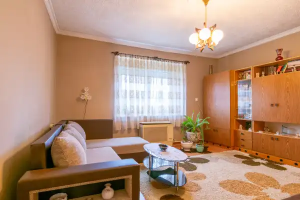 Eladó ingatlan, Szil 2 szoba 68 m² 29.9 M Ft