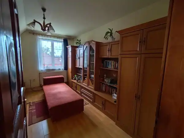 Eladó ingatlan, Szirma 7 szoba 270 m² 90 M Ft