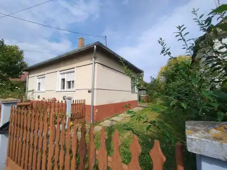 eladó ingatlan, Szőce