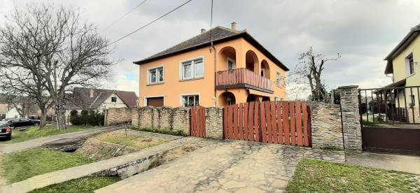 eladó ingatlan, Szokolya