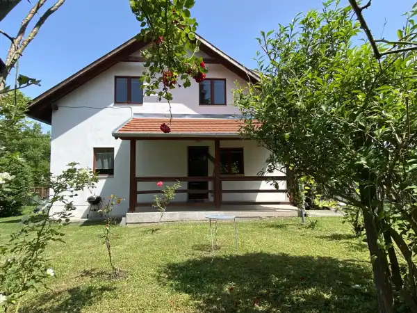 Eladó ingatlan, Szokolya 3 szoba 107 m² 81.9 M Ft