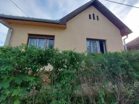 eladó ingatlan, Szokolya