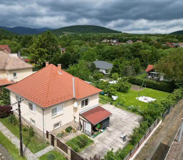 Eladó ingatlan, Szokolya 4 szoba 216 m² 99 M Ft