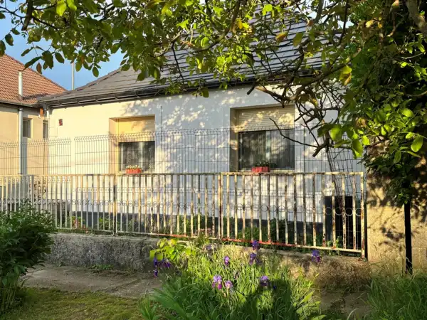 Eladó ingatlan, Szokolya 2 szoba 80 m² 64.9 M Ft