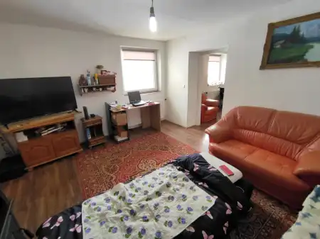 eladó ingatlan, Szűr