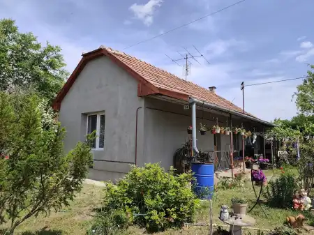 Eladó ingatlan, Táborfalva 2 szoba 61 m² 23.9 M Ft
