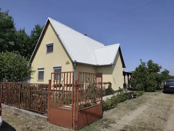 Eladó ingatlan, Táborfalva 4 szoba 101 m² 47.8 M Ft