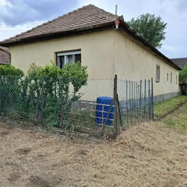 Eladó ingatlan, Tápiószecső 4+2 szoba 112 m² 34.9 M Ft