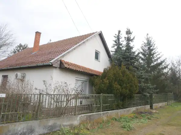 Eladó ingatlan, Tápiószőlős 3 szoba 90 m² 37.5 M Ft