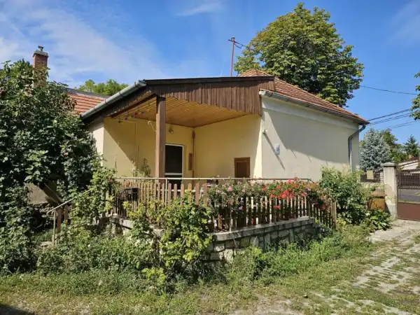 Eladó ingatlan, Tapolca 3 szoba 90 m² 69 M Ft