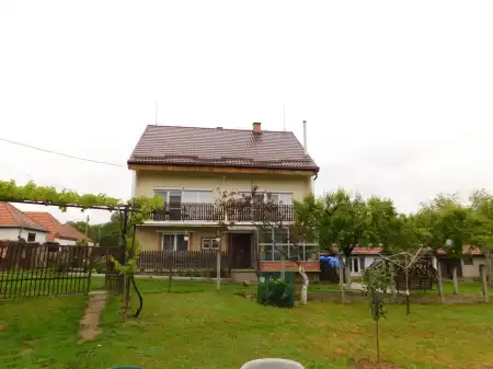 Eladó ingatlan, Tarnaszentmária 5 szoba 190 m² 72 M Ft