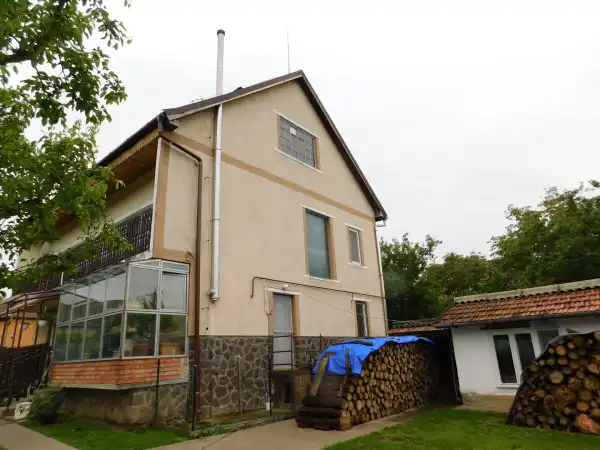 Eladó ingatlan, Tarnaszentmária 5 szoba 190 m² 72 M Ft