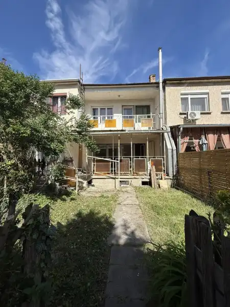Eladó ingatlan, Tata 4 szoba 107 m² 86.9 M Ft