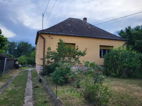 Eladó ingatlan, Tata 3 szoba 86 m² 69.99 M Ft