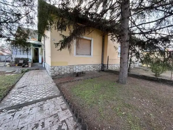 Eladó ingatlan, Tata 3 szoba 100 m² 63.9 M Ft