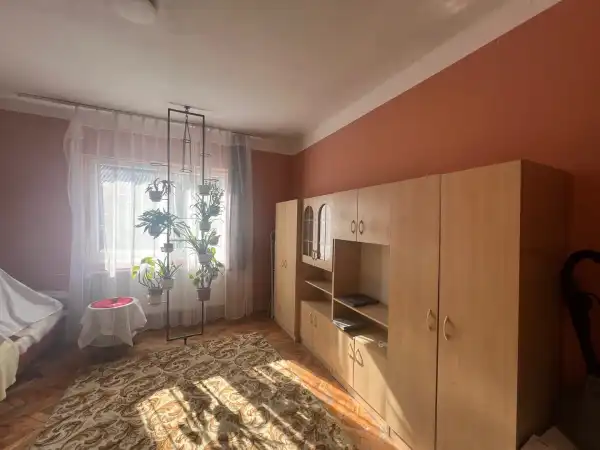 Eladó ingatlan, Tata 2 szoba 79 m² 39 M Ft