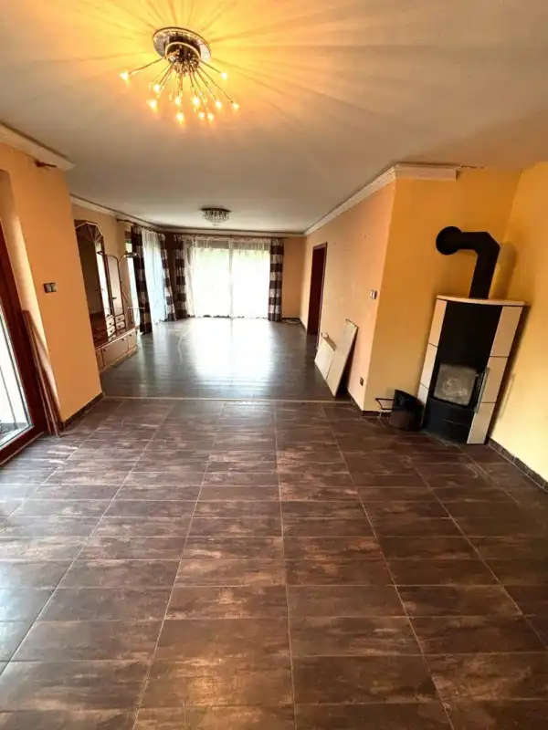 Eladó ingatlan, Tatabánya 5 szoba 230 m² 109 M Ft