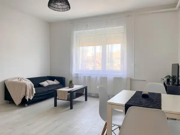 Eladó ingatlan, Tatabánya 3 szoba 80 m² 59.9 M Ft