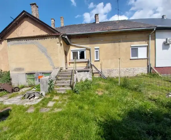 Eladó ingatlan, Tatabánya 2 szoba 150 m² 39.9 M Ft