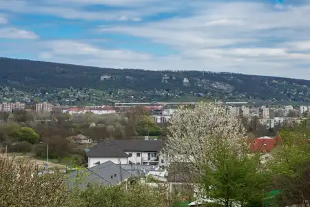 eladó ingatlan, Tatabánya