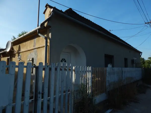 Eladó ingatlan, Tatabánya 2 szoba 67 m² 37.9 M Ft
