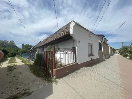 eladó ingatlan, Tatabánya
