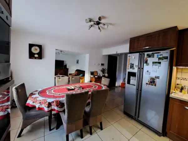 Eladó ingatlan, Téglás 5 szoba 220 m² 68.99 M Ft