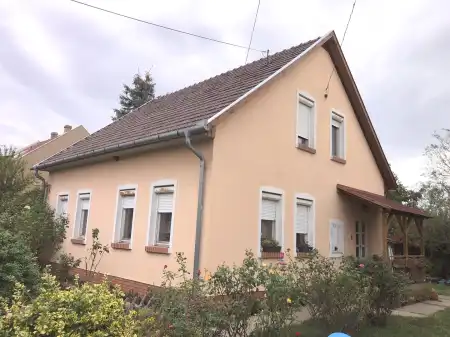 eladó ingatlan, Telekgerendás