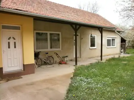 eladó ingatlan, Tiszafüred
