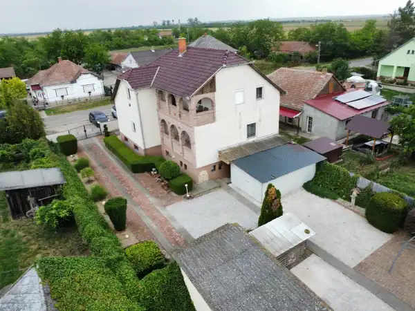 Eladó ingatlan, Tiszanána 3 szoba 180 m² 49 M Ft