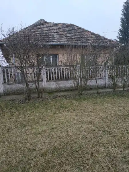 eladó ingatlan, Tóalmás