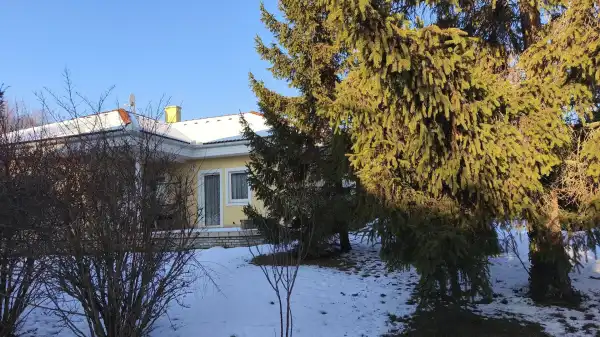 Eladó ingatlan, Tök 3 szoba 287 m² 189 M Ft