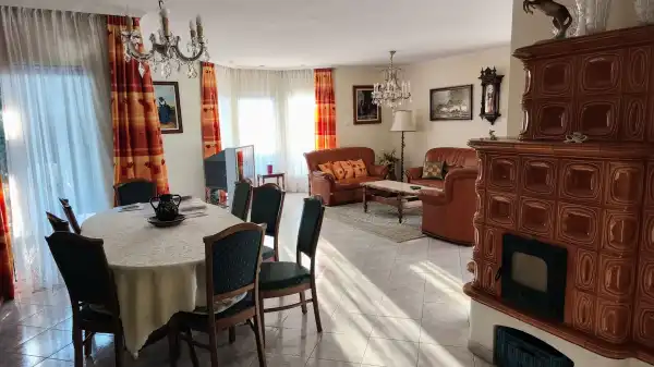 Eladó ingatlan, Tök 3 szoba 287 m² 189 M Ft