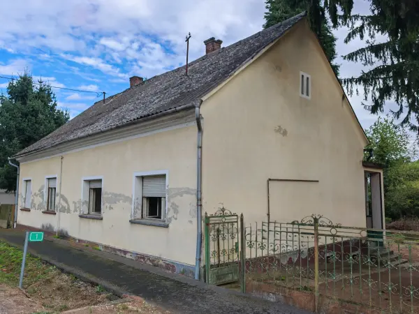 Eladó ingatlan, Tornyiszentmiklós 4 szoba 119 m² 12.5 M Ft