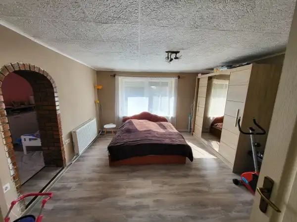 Eladó ingatlan, Törtel 3 szoba 80 m² 45 M Ft